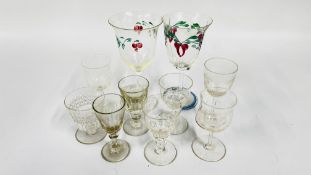 A GROUP OF VINTAGE DRINKING GLASSES TO INCLUDE AN EXAMPLE MARKED 