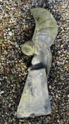 A STONEWORK SCULPTURED OWL GARDEN FEATURE, HEIGHT 100CM.