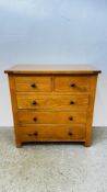 A MODERN LIGHT OAK TWO OVER THREE DRAWER CHEST, W 90 X D 43 X H 91CM.