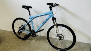 LADIES GT AVALANCHE BIKE.