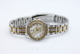 A LADY'S SEKONDA QUARTZ BRACELET WATCH WITH MOTHER OF PEARL OF DIAL IN ORIGINAL PRESENTATION BOX