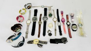 GROUP OF 21 ASSORTED WRIST WATCHES, LADIES AND GENT'S PLUS TWO PENDANT WATCHES - SOME A/F.