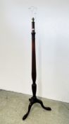 A MAHOGANY LAMP STANDARD WITH REEDED COLUMN STANDING ON TRIPOD BASE (CABLE REMOVED).
