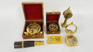 4 X REPRODUCTION BRASS COMPASSES, TWO OF WHICH ARE BOXED + A RETRACTABLE BRASS TELESCOPE, ETC.