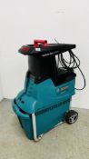 A BOSCH AXT25TC TURBINE CUT SYSTEM GARDEN SHREDDER - SOLD AS SEEN.
