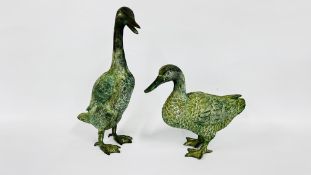 TWO MODERN BRONZED STUDIES OF DUCKS.