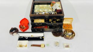 A LACQUERED CHINESE JEWELLERY CHEST AND CONTENTS CONTAINING A GROUP OF VINTAGE AND MODERN COSTUME