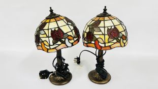 A PAIR OF REPRODUCTION TIFFANY STYLE TABLE LAMPS A/F - SOLD AS SEEN.