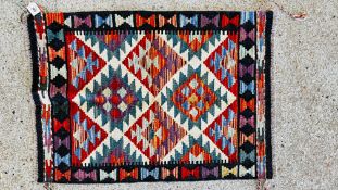 MAIMANA KILIM RUG 83 X 60CM.