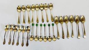 A GROUP OF ASSORTED GOOD QUALITY SILVER SPOONS VARIOUS DATES AND MAKERS TO INCLUDE A SET OF 6