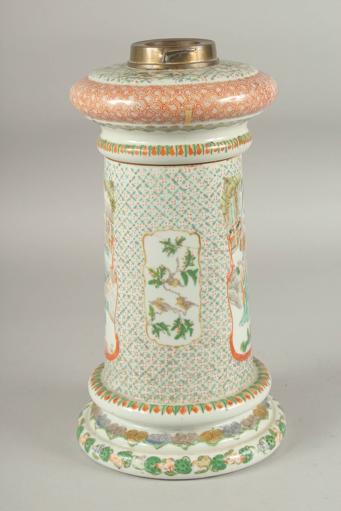 A CHINESE FAMILLE VERTE PORCELAIN LAMP, painted with panels of figures and birds, 31cm high (af). - Image 4 of 10