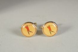 A PAIR OF ARNOLD PALMER COLLECTION GOLF CUFF LINKS.
