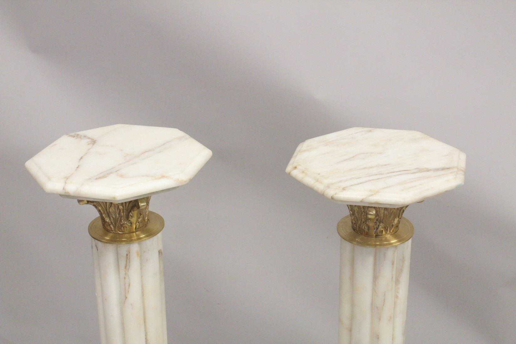 A GOOD PAIR OF WHITE MARBLE CLUSTER COLUMNS with octagonal tops and bases. 3ft 4ins high. - Image 3 of 3