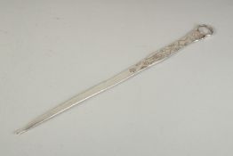 AN ENGRAVED PAPER KNIFE (no mark).