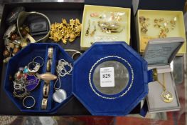 A quantity of bijouterie etc.