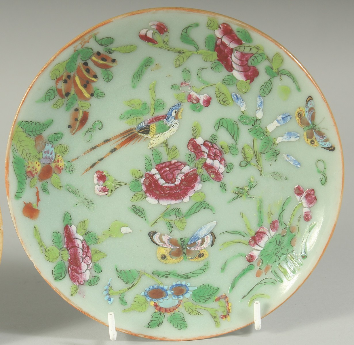 FOUR CHINESE CANTON TURQUOISE GROUND FAMILLE ROSE DISHES, together with a small famille verte - Image 6 of 12