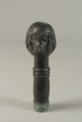 A BRONZE WALKING STICK HANDLE 