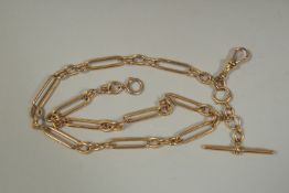 AN 18CT GOLD CHAIN (WATCH GUARD) 18ins long. Stamped: 18ct. Maker: W & S.. Weight: 48gms.