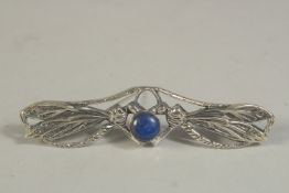 A SILVER DRAGONFLY BROOCH.