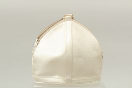 A RENAUD PELLEGRINO, PARIS, WHITE SILK BAG with carrying handles. 20cms long x 18cms high.