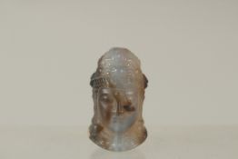 A FINE AGATE BUDDHA HEAD BEAD, 3.5cm long.