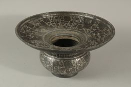 A FINE LARGE 18-19TH CENTURY INDIAN BIDRI SILVER INLAID BASIN, 35.5cm diameter.