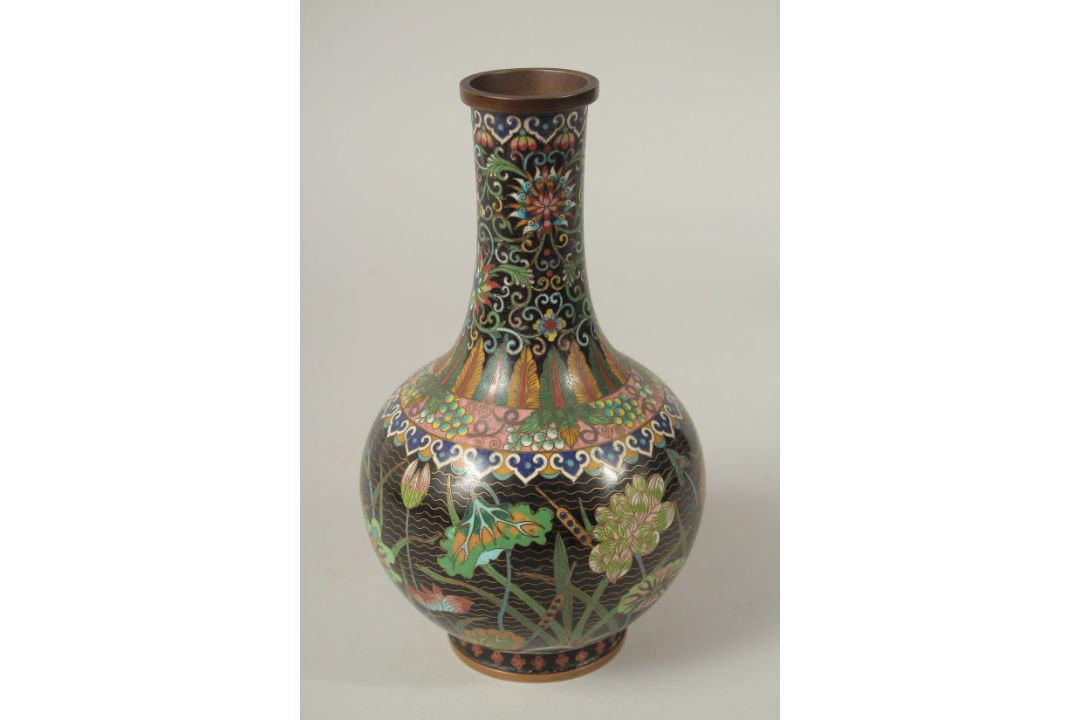 A CHINESE BLACK GROUND CLOISONNE FLORAL VASE, 25cm high. - Image 3 of 6