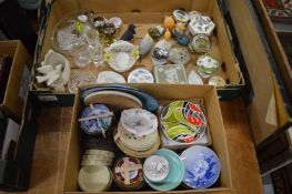 A quantity of decorative china and collectables.