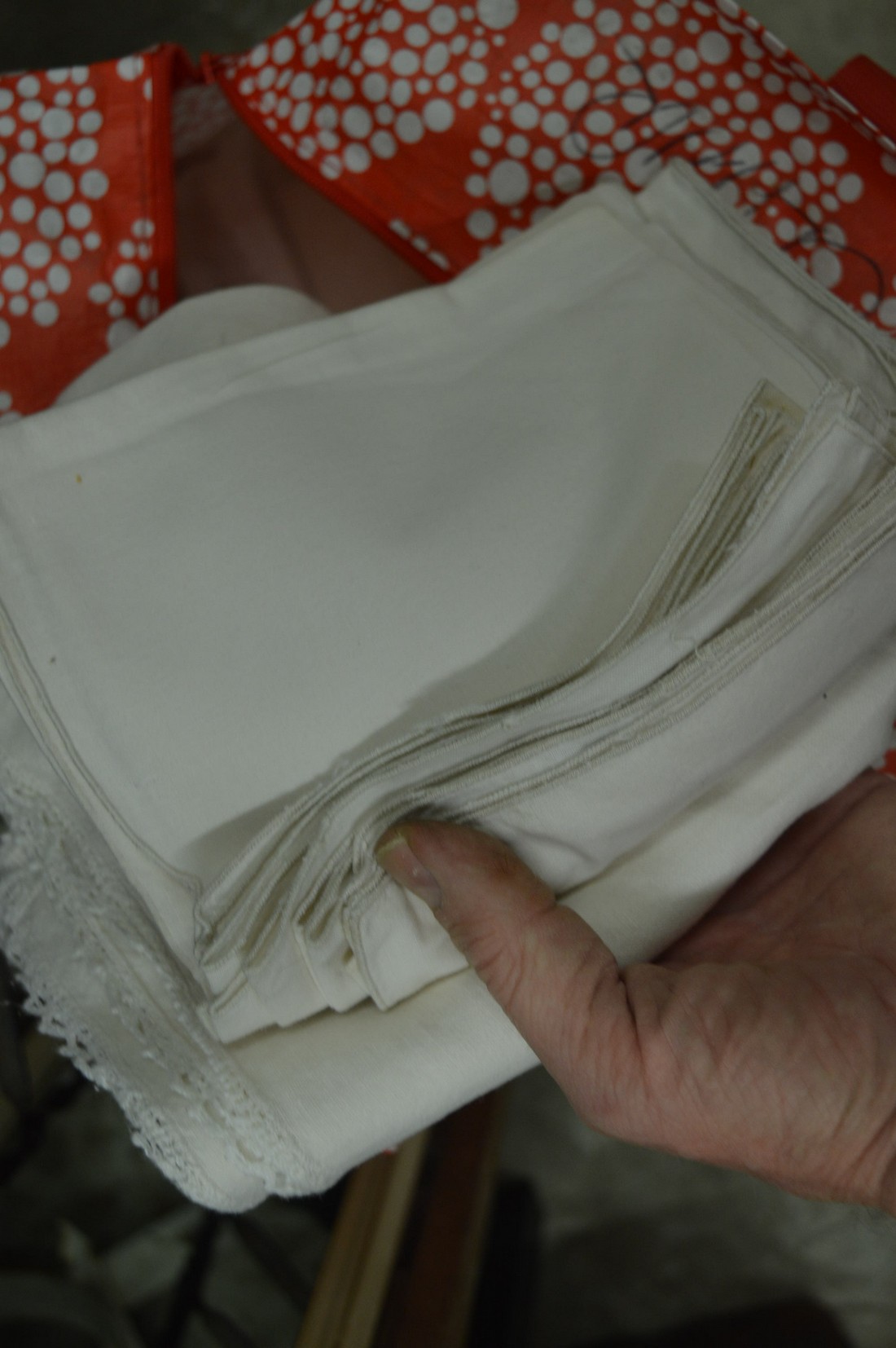 A quantity of table cloths etc. - Image 2 of 4