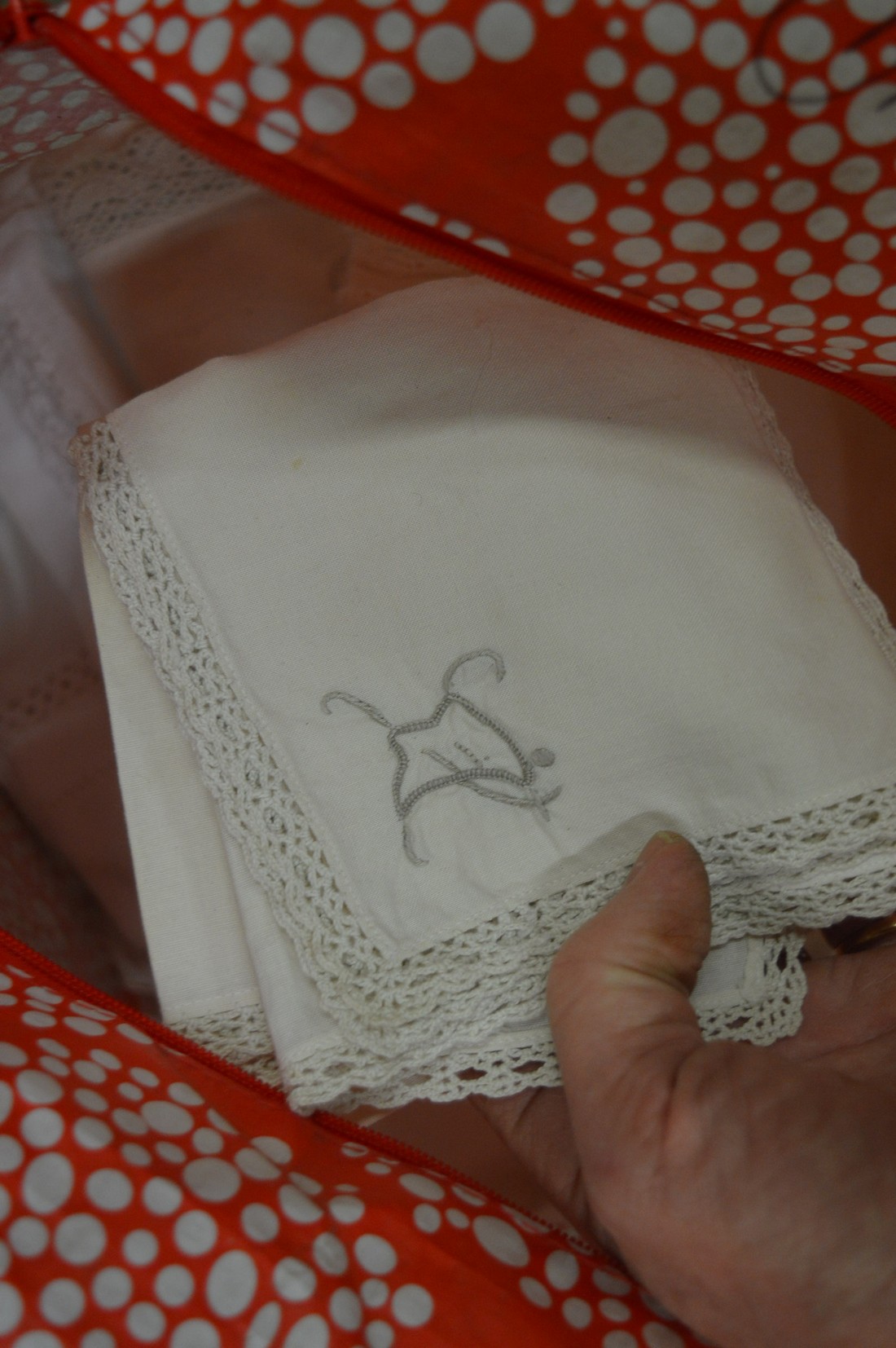 A quantity of table cloths etc. - Image 3 of 4