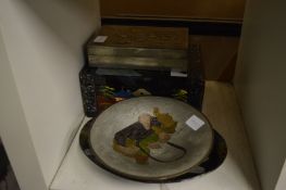 Decorative dishes and boxes.