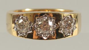 A 9ct YELLOW GOLD STAR-SET THREE STONE GRADUATED 1.03CT RBC DIAMOND GYPSY-STYLE RING (centre diamond