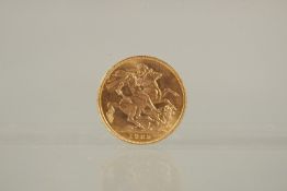 A GEORGE V GOLD SOVEREIGN, 1925. ROYAL MINT, boxed.