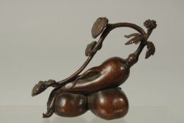 A BRONZE OKIMONO OF A RUYI GANODERMA LUCIDUM, 10.5cm high.