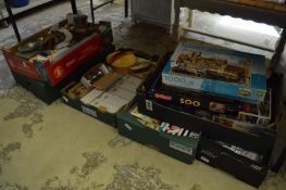 Household miscellaneous to include books, games etc.