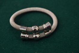 A flexible bracelet.