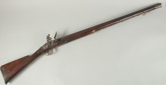 A BROWN BESS FLINTLOCK GUN, TOWER PROOF, CROWN & G. R.