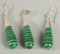 A PAIR OF MALACHITE AND SILVER EARRINGS AND PENDANT.