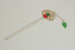 A CHINESE JAPU HAT PIN. 16cm long.