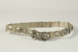 AN OTTOMAN SILVER NEILLO INLAID BELT DEPICTING MOSQUES.