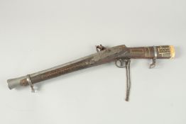 A VERY FINE 18TH CENTURY PERSIAN OR CAUCASIAN MICRO-MOSAIC INLAID LEATHER-WRAPPED BLUNDERBUSS,