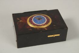 A SUPERB SMALL SWISS TORTOISESHELL MUSIC BOX. 10cms long x 6cms wide x 3.5cms deep. The top opens to