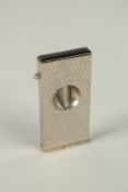 A CIGAR CUTTER. 5cms x 2.5cms.
