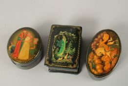 THREE VARIOUS RUSSIAN PAPIER MACHE BOXES, boxed (3).