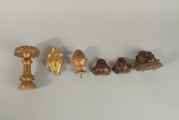 SIX SMALL CARVED AND GILDED PIECES.