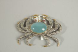 A GOOD DIAMOND AND AQUAMARINE CRAB BROOCH. 6cms long.
