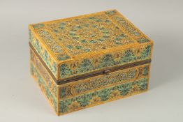 A VERY FINE AND LARGE 19TH CENTURY SIGNED ANDULSIAN NASRID STYLE GLAZED CERAMIC CASKET, signed