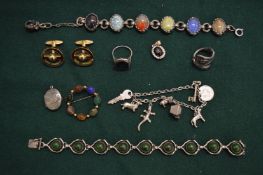 Silver and other jewellery.