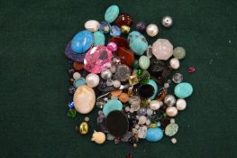 Loose gem stones etc.