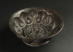 A VERY FINE AND RARE CHINESE POSSIBLY TANG DYNASTY ENGRAVED COPPER FOOTED BOWL, depicting animals